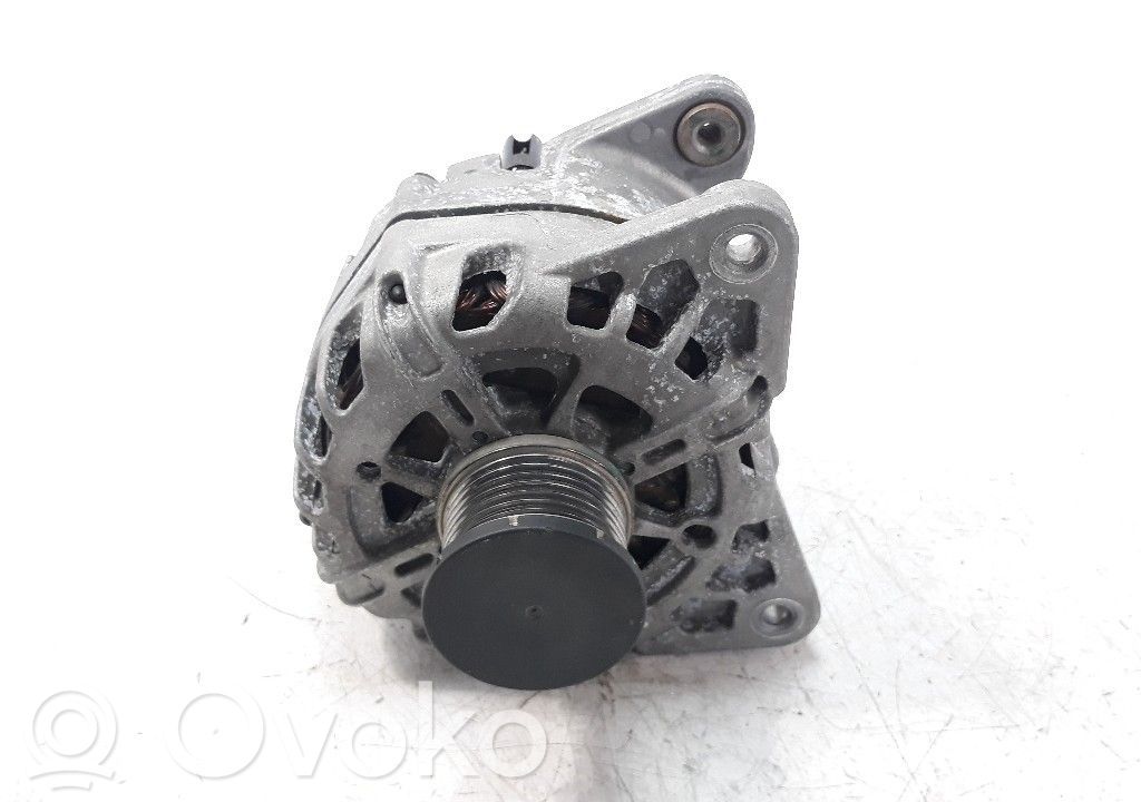 Renault Megane IV Generator/alternator 