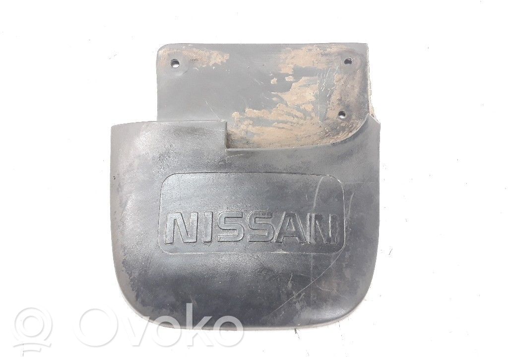 Nissan Terrano Nadkole tylne