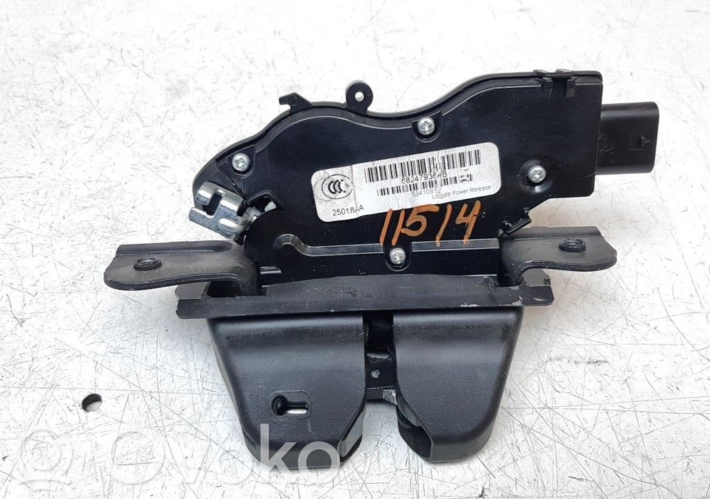 Jeep Compass Tailgate lock latch 