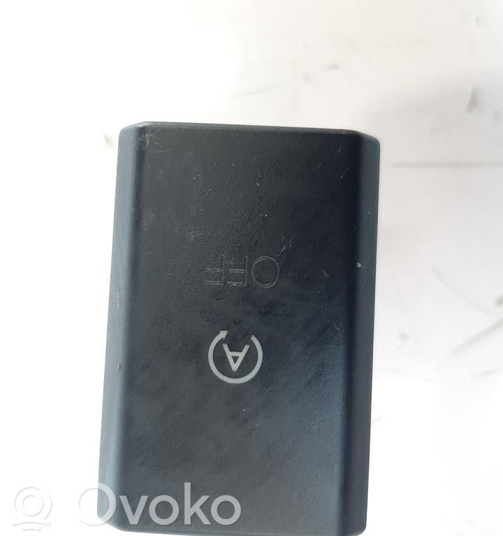 Interruptor de control multifunción   BK2T11B573AA