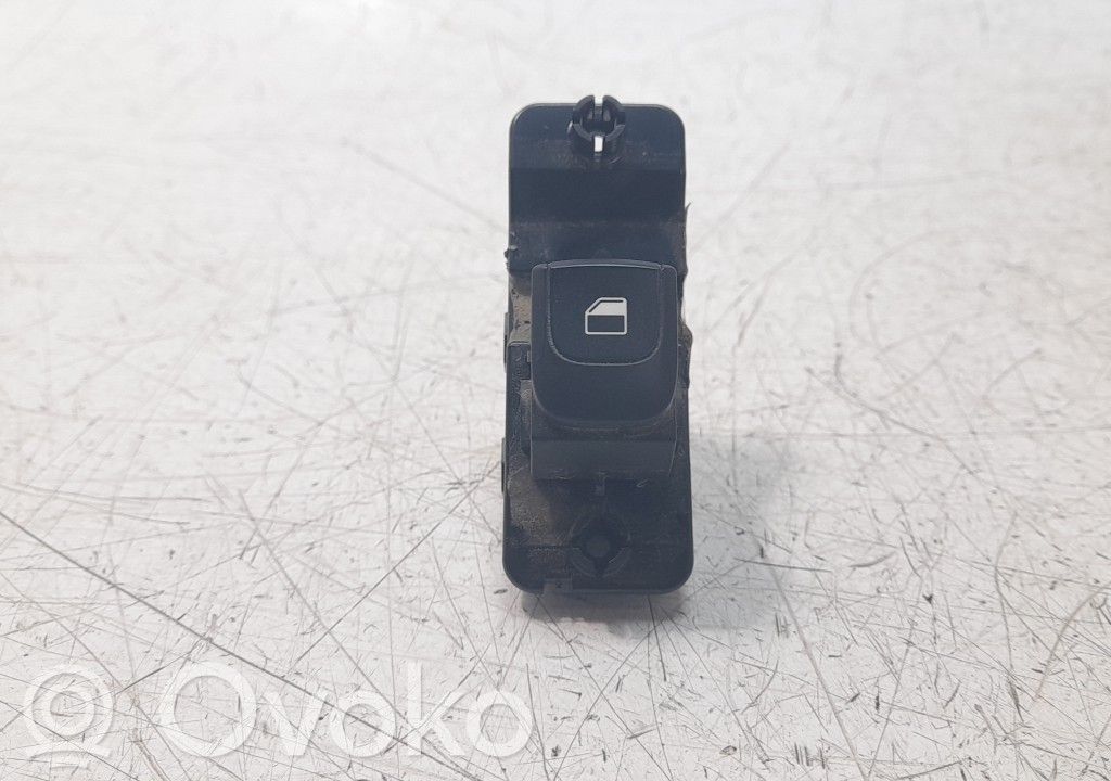 KIA Stonic Przyciski szyb 