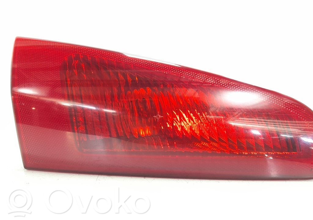 Alfa Romeo 147 Etuajovalon polttimo 