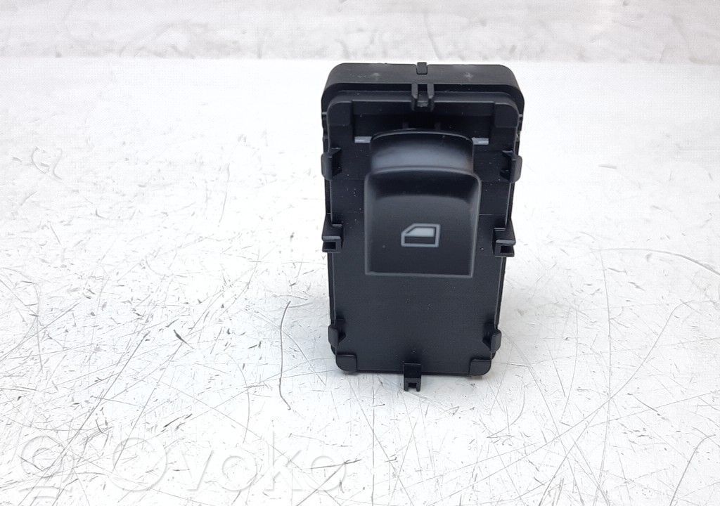 Electric window control switch   10470989