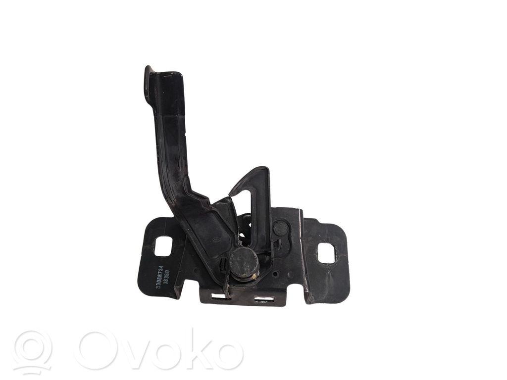 Opel Astra K Tie down hook / loop 