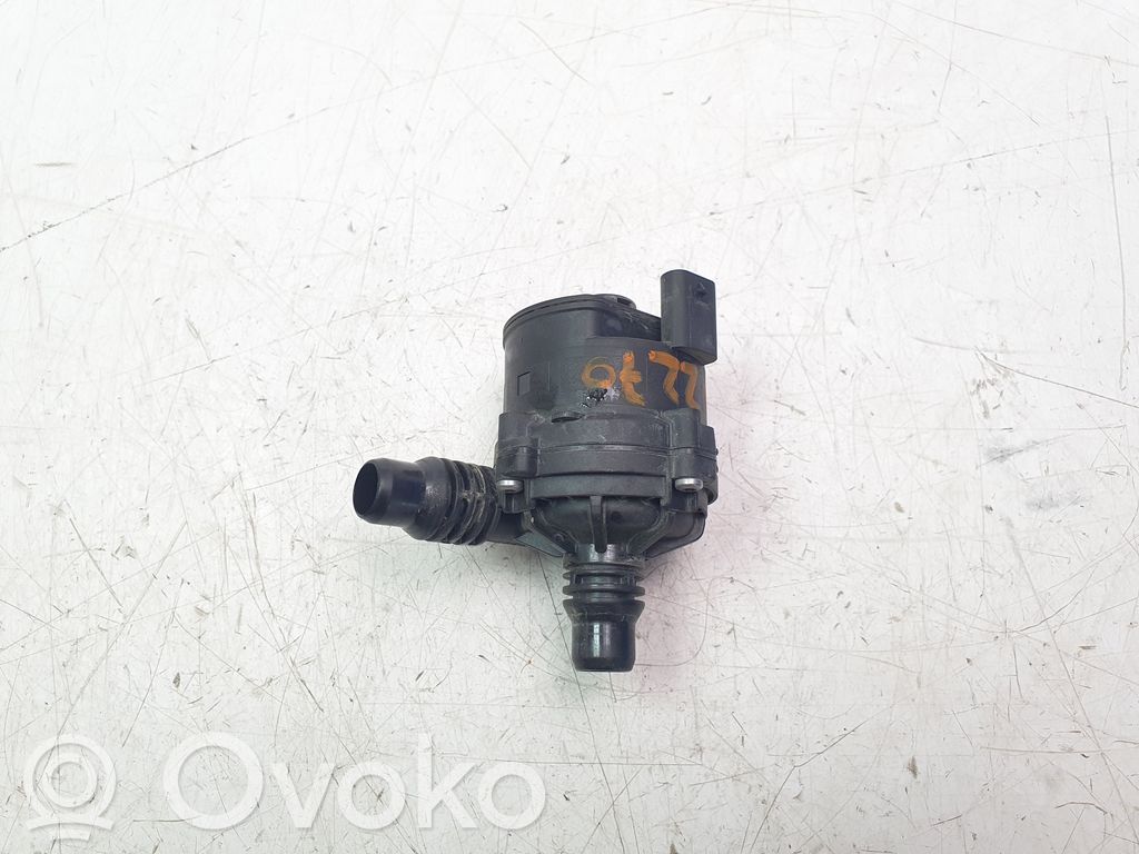 BMW 1 F40 Bomba de agua 