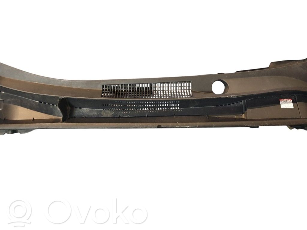 Toyota Corolla E160 E170 Tuulilasin lista 