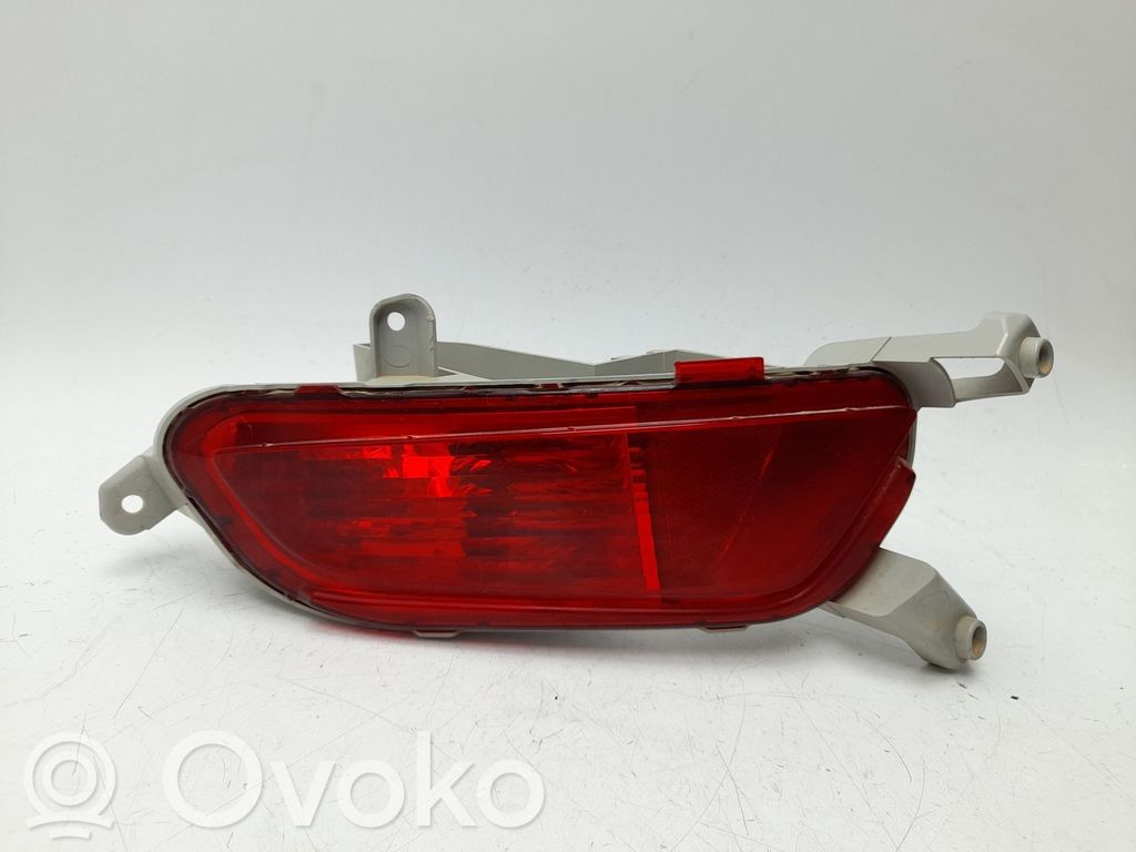 Rear/tail lights   DB3E5136Y