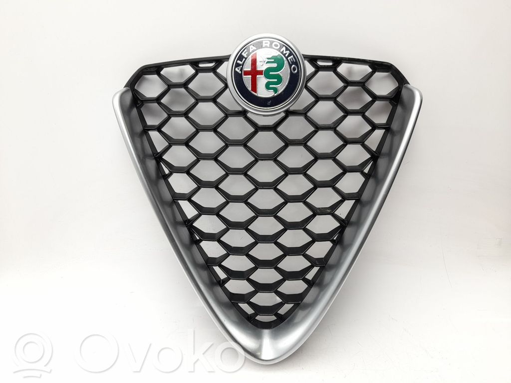 Alfa Romeo Giulia Etusäleikkö 