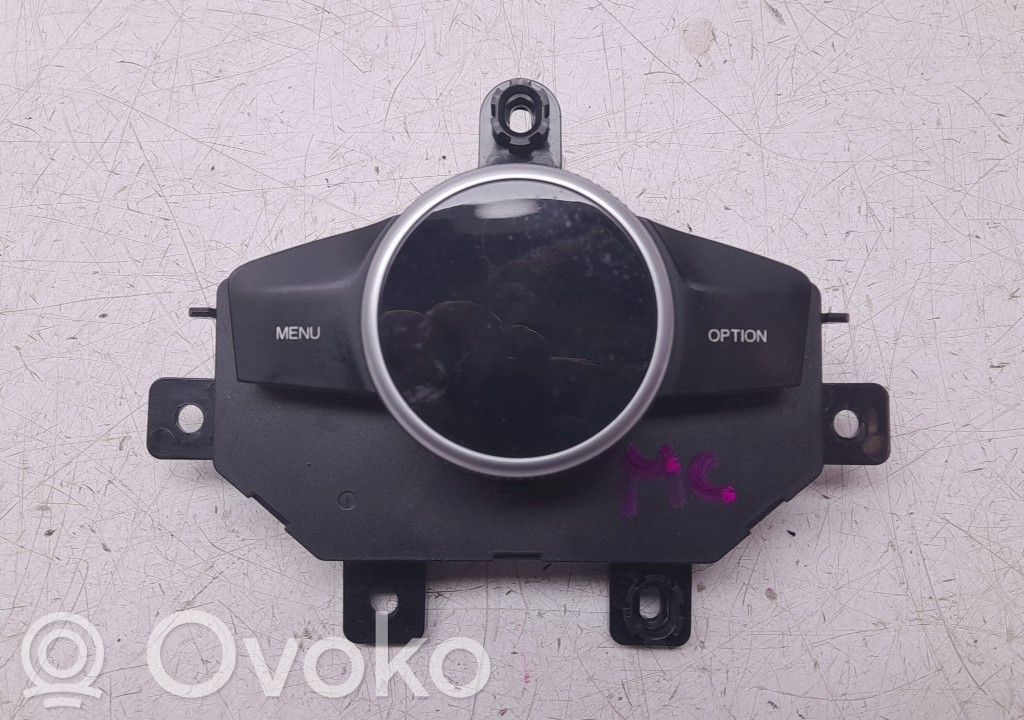 Alfa Romeo Giulia Przełącznik / Przycisk kierownicy 