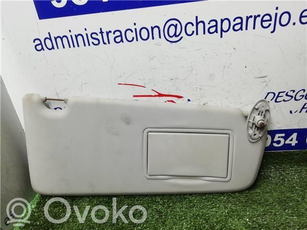 Sun visor