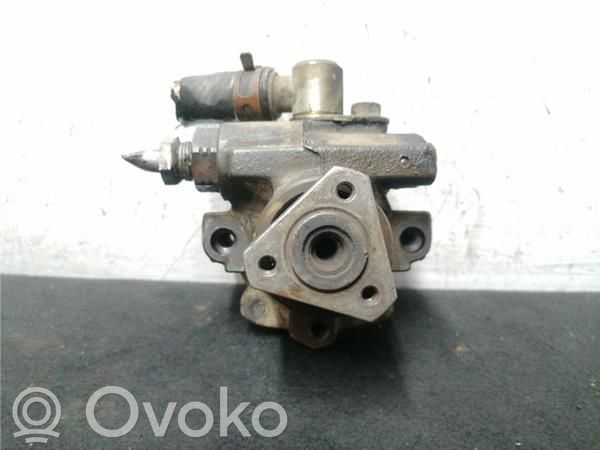 Renault Clio II Ohjaustehostimen pumppu 