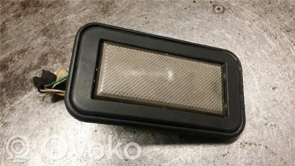 Luz del asiento delantero