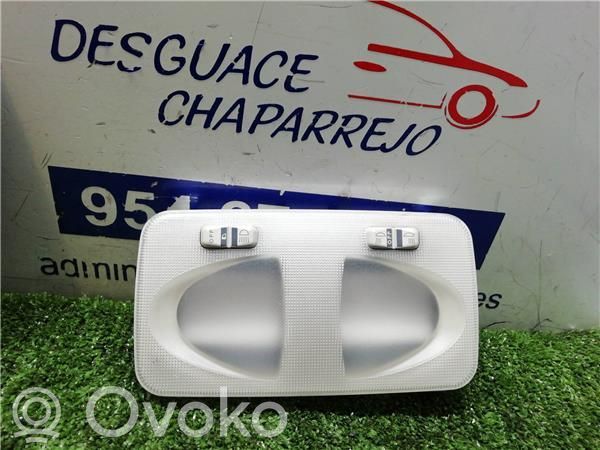 Éclairage lumière plafonnier avant