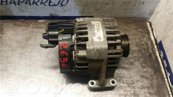 Fiat Punto (176) Alternador 