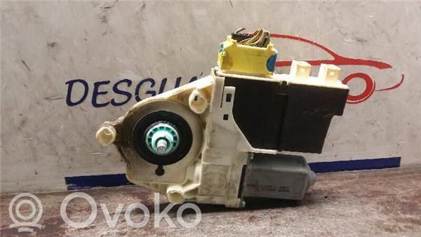 Kulmaikkunalasi   997833102