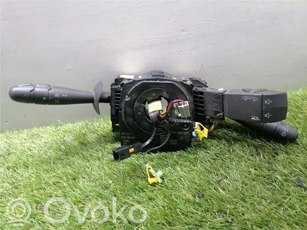 Multifunctional control switch/knob   8200328896,8200328896