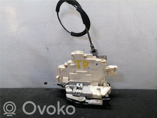 Takaoven lukko   5P0839012,5P0839012