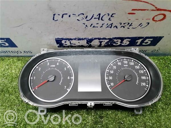 Dacia Sandero Compteur de vitesse tableau de bord