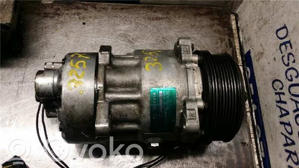 Volvo 440 Ilmastointilaitteen kompressorin pumppu (A/C)