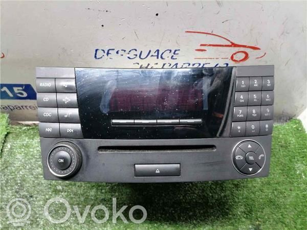 Mercedes-Benz E W124 Unitate principală radio/CD/DVD/GPS 