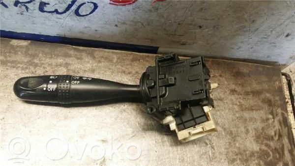 Toyota Corolla E110 Interruttore/pulsante di controllo multifunzione 