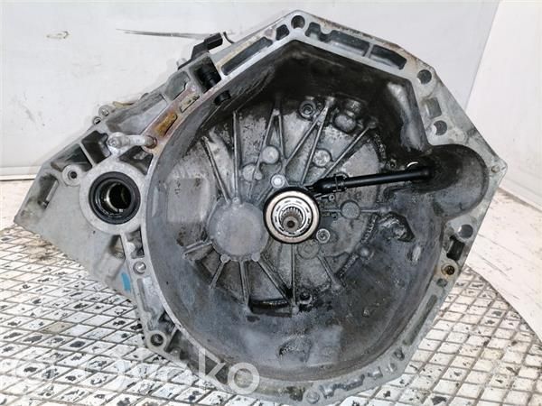 Renault Megane IV Boîte de vitesses manuelle à 5 vitesses