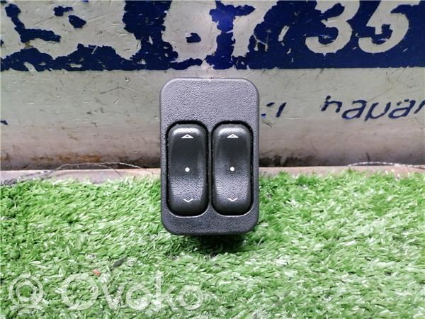 Opel Corsa C Interruttore di controllo dell’alzacristalli elettrico