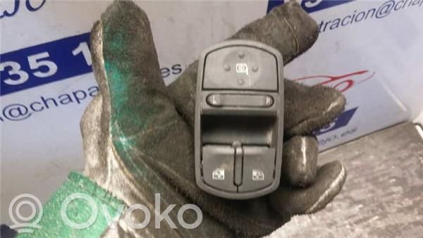 Electric window control switch   13258521