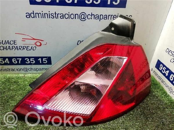 Lámpara de faros/luces traseros