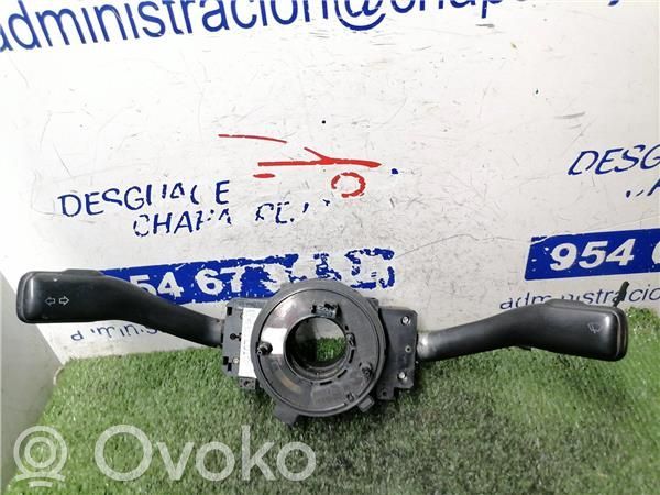 Comutator/buton multifuncțional   8L0953513G,8L0953513G