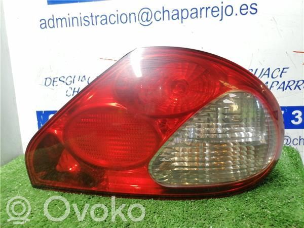 Lámpara de faros/luces traseros