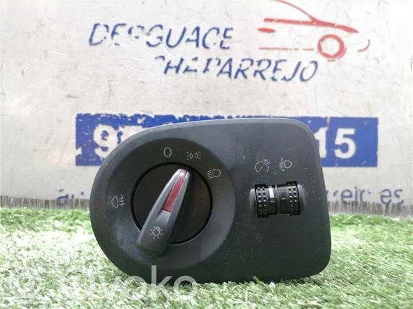 Seat Ibiza IV (6J,6P) Interrupteur d’éclairage