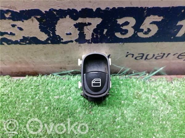 Mercedes-Benz C AMG W202 Sähkötoimisen ikkunan ohjauskytkin 