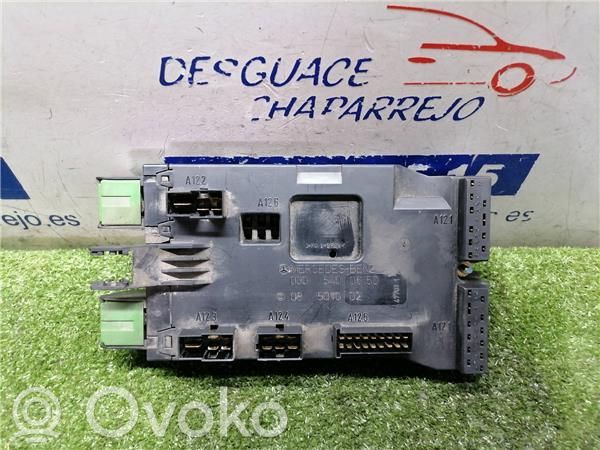Mercedes-Benz Vito Viano W638 Módulo de fusible 