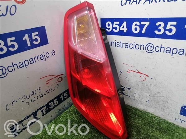 Fiat Grande Punto Ampoule, feu stop / feu arrière