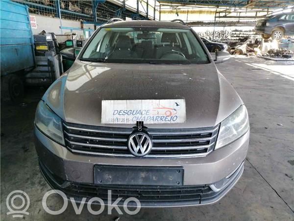 Volkswagen PASSAT B5.5 Bec lampă spate 