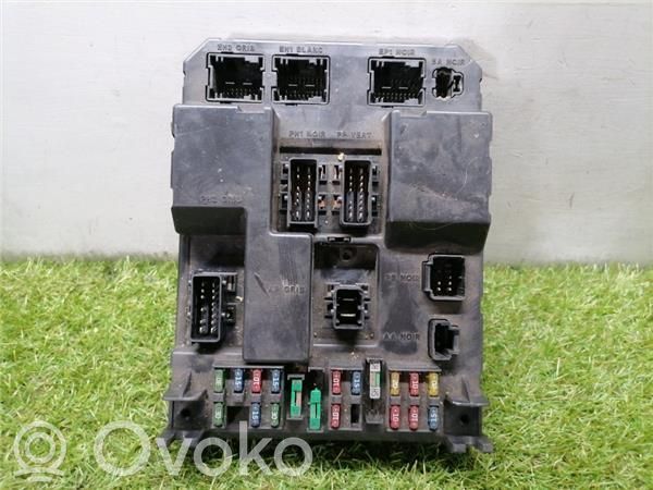 Peugeot 307 Módulo de fusible 