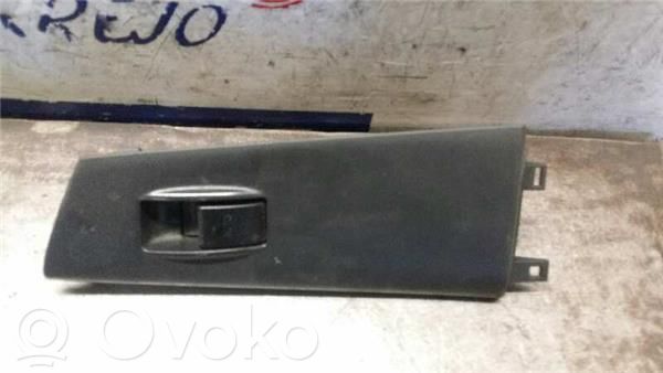 Toyota Corolla E110 Electric window control switch 
