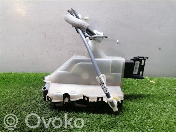 DS Automobiles 7 Crossback Etuoven lukko 
