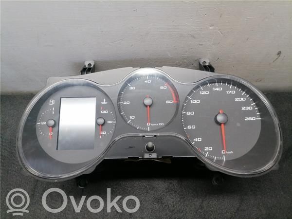 Geschwindigkeitsmesser Cockpit   5P0920850B,5P0920850B