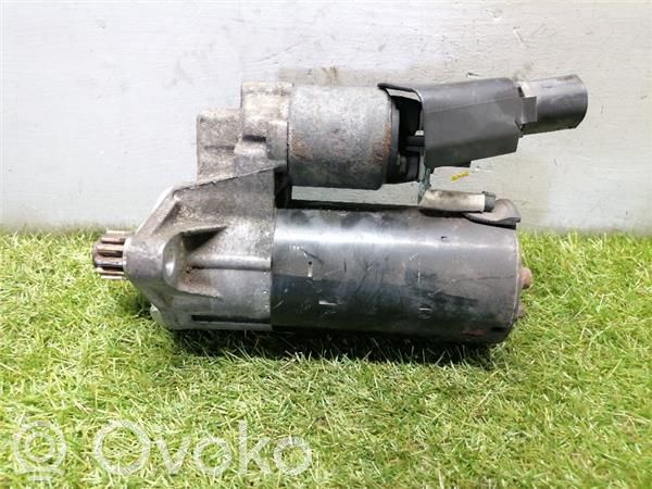 Volkswagen Golf VI Starter motor 