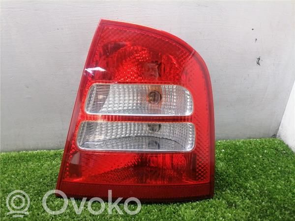 Skoda Octavia Mk1 (1U) Lámpara de faros/luces traseros 