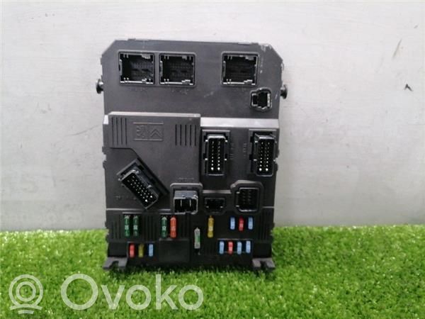 Peugeot 206 Module de fusibles 