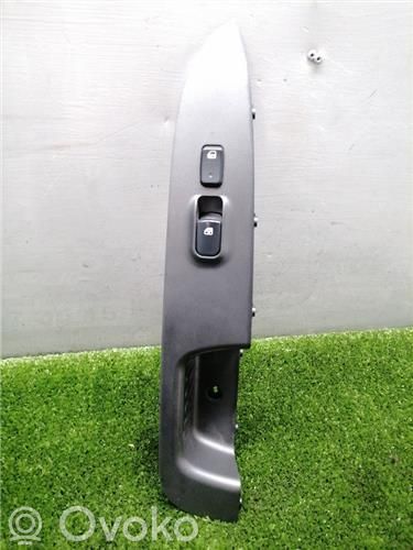 KIA Carens I Comutator comandă geamuri electrice 