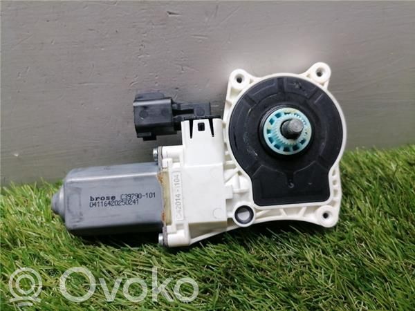 Land Rover Discovery Silnik regulatora szyby drzwi przednich 