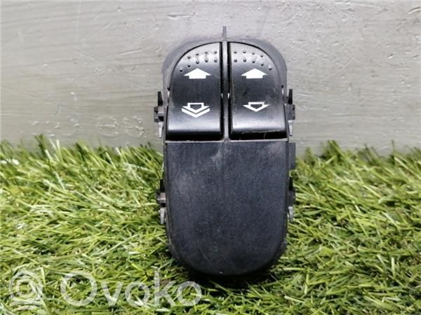 Przyciski szyb   YS4T14529AA,YS4T14529AA