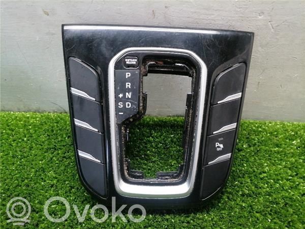 Hyundai i30 Verkleidung Schaltknauf Schalthebel Wählhebel 