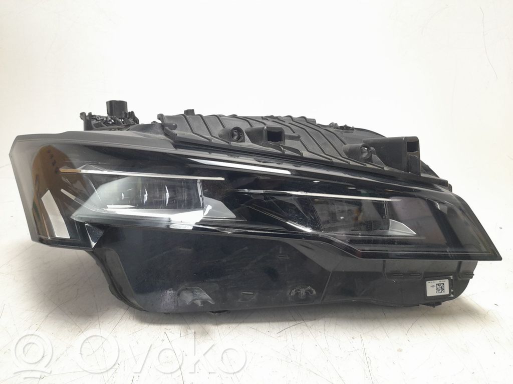 Peugeot 408 II Far 