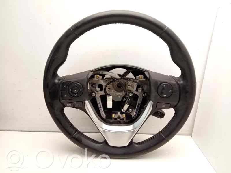 Toyota Auris E180 Ohjauspyörä 