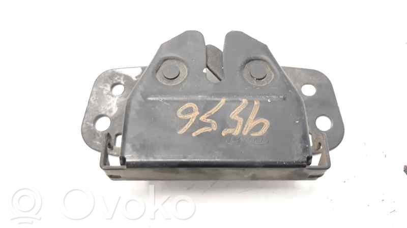 Hyundai ix35 Tie down hook / loop 